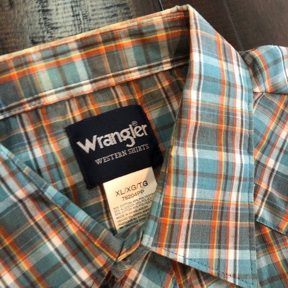 Wrangler Pearl Snap Button Down - Picture 2 of 3
